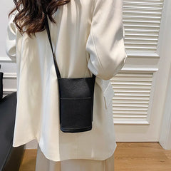 New Women Handbags Female Pu Leather Hasp Shoulder Bags Large Capacity Crossbody Bags for Women Solid Flap Portable Phone Purse