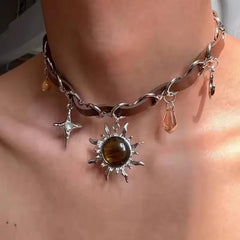 Vintage Leather Brown Stone Sun Pendant Beaded Choker Clavicle Chain Necklace For Women Unique Y2K Personalized Grunge Jewelry