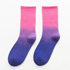 New Tie-Dye Gradient Color Crew Socks Mid-Calf Socks Unisex Fashion Daily Street Skateboard Socks Breathable Couple Sports Socks