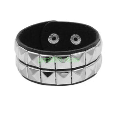 T5UF Stylish Punk Rock Bracelet Square Rivets Punk Wristband Trendy Gothic Jewelry Suitable for Individuality and Comfort