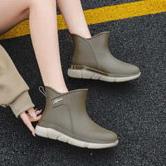 Fashion Mid-calf Rain Boots For Women Outdoor Waterproof Rubber Shoes Comfy Soft Sole Boots Lady New Anti-slip Rain Shoes