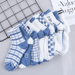 Comfortable Casual Fashion Autumn Cartoon Winter Cotton Sport Women Hosiery Middle Tube Socks Bear Socks Couple Socks