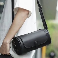 Retro Fashion Men's Crossbody Bags PU Leather Barrel-Shaped Shoulder Bag Men Crossbody Bag Flap Bucket Sling Mobile Phone Bag