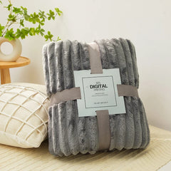 VividTwill 1pc Fluffy Coral Velvet Blanket Air-Conditioned Flannel Plush Comfortable Thickened Warm Soft Throw Blanket Bed Cover