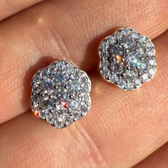 Delicate stud earrings for men and women Square accessories suitable for wedding parties go with everything