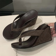2026 New Summer Leopard Print Clip Toe Platform Wedges Women Slippers Fashion Thick Bottom High Heels Flip Flops Shoes