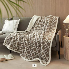Jacquard Style Thickened Double Layer Winter Lamb Plush Blanket Pink Ghost Printed Quilt Flannel Sofa Cover Coral Velvet Blanket