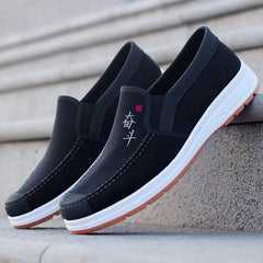 2025 Summer Men's Canvas Shoes Breathable Lightweight Casual Shoes Versatile Trendy Anti slip Mesh Sports Shoes