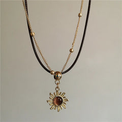 Vintage Leather Brown Stone Sun Pendant Beaded Choker Clavicle Chain Necklace For Women Unique Y2K Personalized Grunge Jewelry