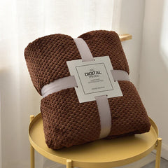 Fluffy Coral Velvet Blanket Flannel Plush Comfortable Thickened and Warm Soft Sofa Throw Blanket for Air-Conditioned Room Luxury