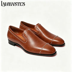 Trimmed Studded Leather Mens Loafers Metal Rivet Slip on Shoes Polished PU Leather Men's Formal Dress Shoes Customizable Colors