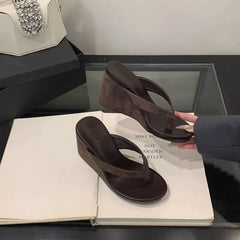 2026 New Summer Leopard Print Clip Toe Platform Wedges Women Slippers Fashion Thick Bottom High Heels Flip Flops Shoes