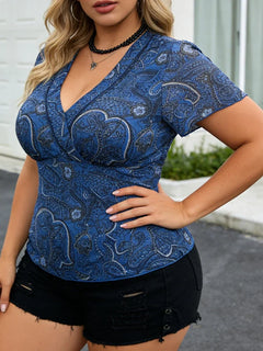 New Plus Size Paisley Print Deep V-Neck Slim Waist Short Flutter Sleeves Top Blue-Black Retro Y2K Clothes Big Size Women T-Shirt