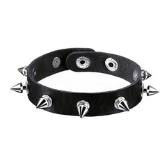T5UF Stylish Punk Rock Bracelet Square Rivets Punk Wristband Trendy Gothic Jewelry Suitable for Individuality and Comfort