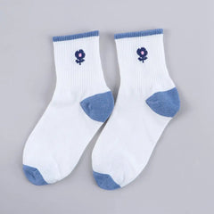 Comfortable Casual Fashion Autumn Cartoon Winter Cotton Sport Women Hosiery Middle Tube Socks Bear Socks Couple Socks