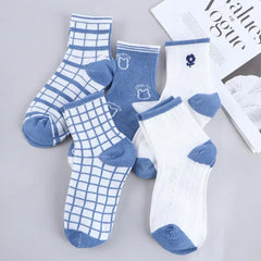 Comfortable Casual Fashion Autumn Cartoon Winter Cotton Sport Women Hosiery Middle Tube Socks Bear Socks Couple Socks