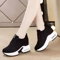 Summer 2025 Fashionable White Sports Shoes Casual Breathable Mesh Thick Soled Sports Shoes Comfortable Height Increasing Shoes