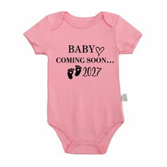 Baby Coming Soon 2027 Baby Bodysuit Pregnancy Announcement Onesie Short Sleeve Cotton Newborn Outfit Baby Reveal Photo Prop