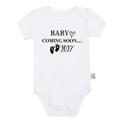 Baby Coming Soon 2027 Baby Bodysuit Pregnancy Announcement Onesie Short Sleeve Cotton Newborn Outfit Baby Reveal Photo Prop