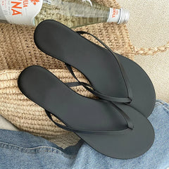2026 new Spring/summer/women slippers candy-colored beach sandals outdoor wild fashion ladies flip flops