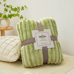 VividTwill 1pc Fluffy Coral Velvet Blanket Air-Conditioned Flannel Plush Comfortable Thickened Warm Soft Throw Blanket Bed Cover