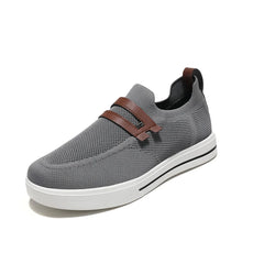New Men Sports Shoes Mesh Breathable Casual Shoes Outdoor EVA Soft-Soled Walking Shoes Lightweight Comfortable Men Sports Shoes