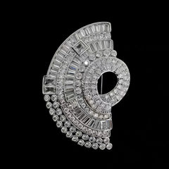 New Exquisite High-end Full Rhinestone Fan-shaped Collar Clip Brooches for Women Men Personality Luxury Corsage Jewelry Gifts